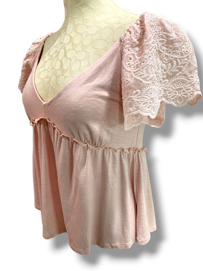 Small Love on a Hanger Womens Pink Babydoll Shirt V-Neck Eyelet Sleeve