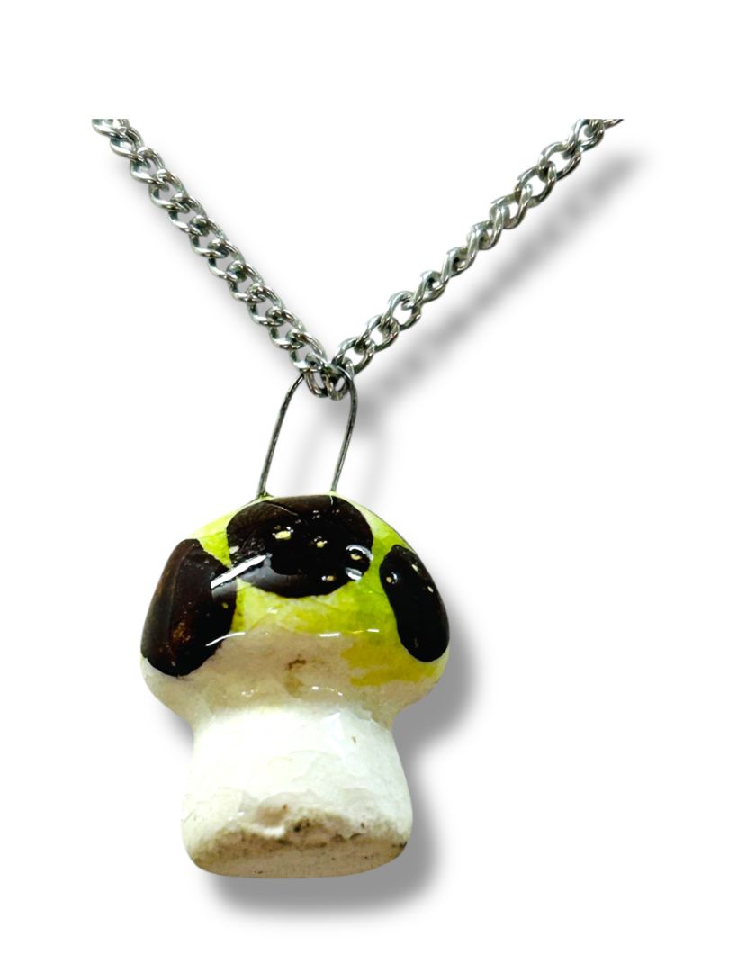 Silvertone 15" Necklace with Ceramic Mushroom Pendant .75"