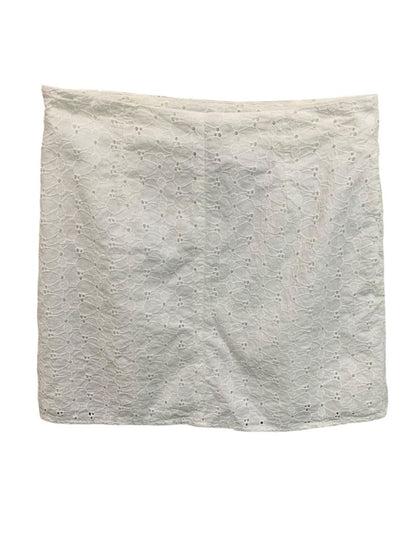 Small Forever 21 White Eyelet Mini Skirt Side Zip 14" Length