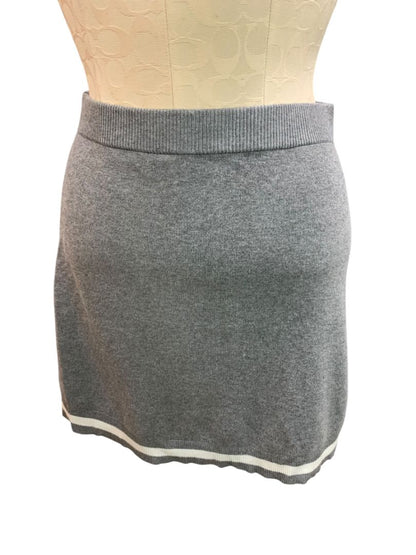 Small Sincerely Jules Sweater Knit Skirt New Gray Pull On Ivory Trim
