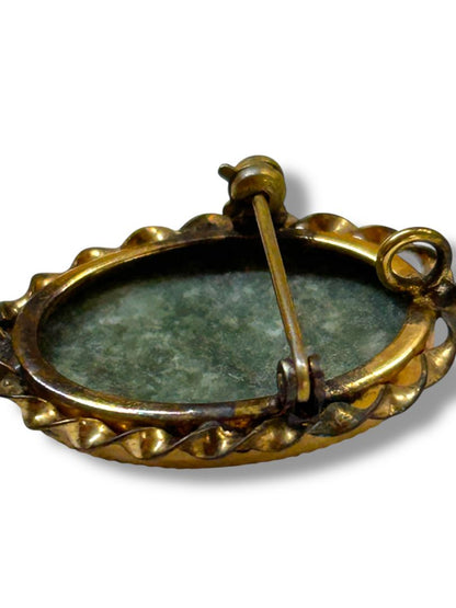 Vintage Green Agate Brooch Pin Pendant Goldtone Setting 1.2"