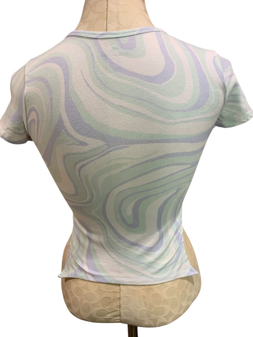 Small Hollister Must-Have Collection Womens Baby Tee Swirl Design