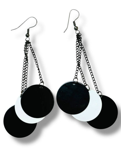 Lot of 2 Vintage Earrings 1980s Black White Discs Blue Silvertone