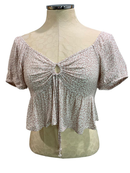 Small Urban Romantics Womens Floral Keyhole Neckline Flowy Crop Top