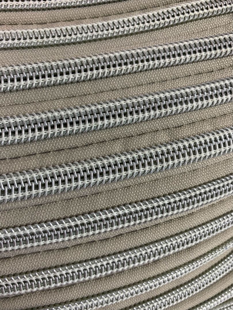 Bam Bags Zipper Purse Beige Silver Tote  Bag Purse Flat Bottom