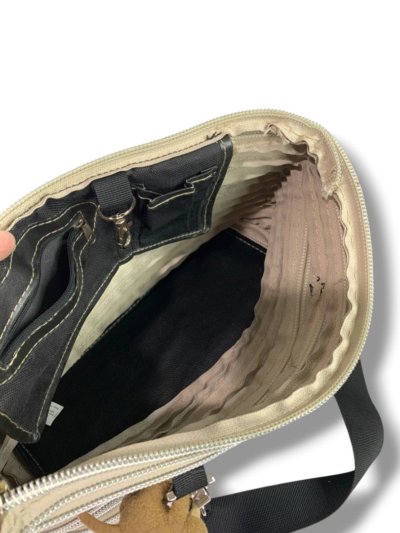 Bam Bags Zipper Purse Beige Silver Tote  Bag Purse Flat Bottom