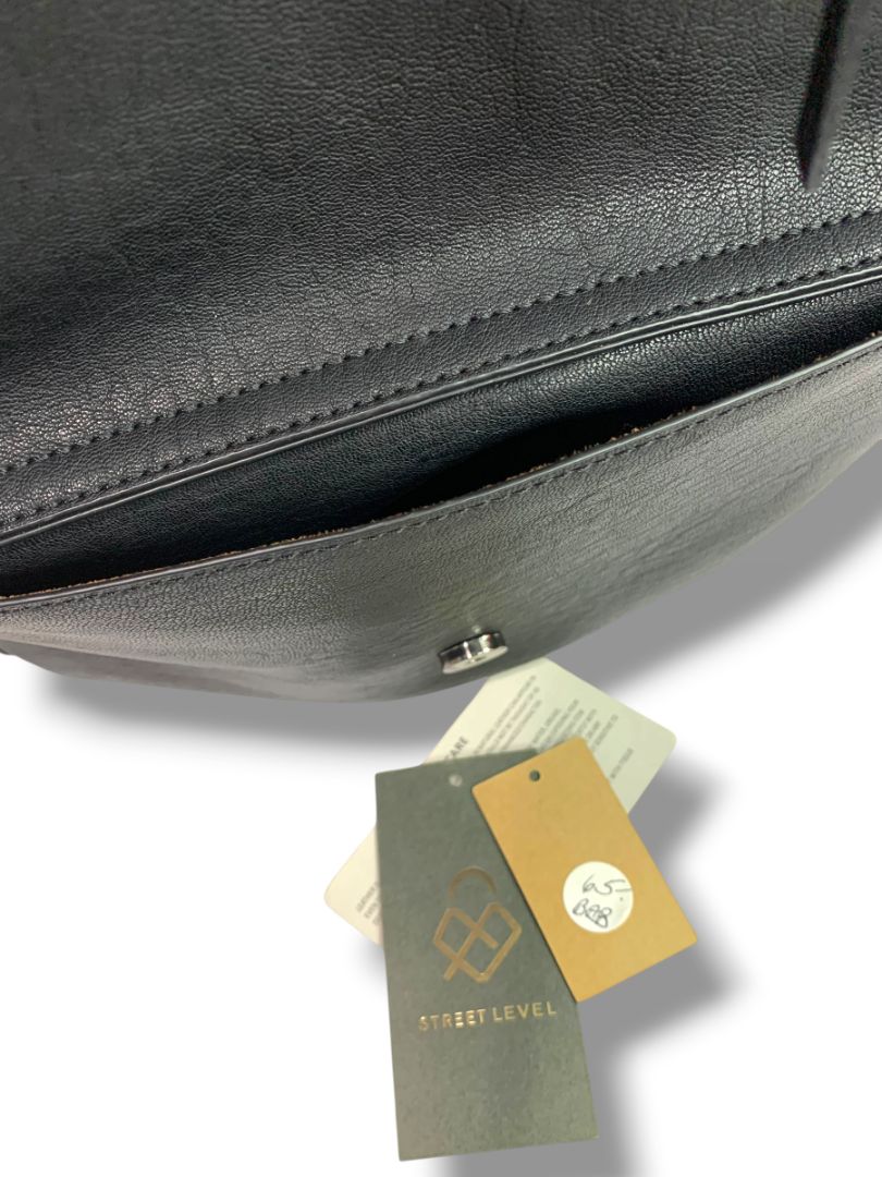 Street Level Womens Faux Black Leather Shoulderbag Zip Top