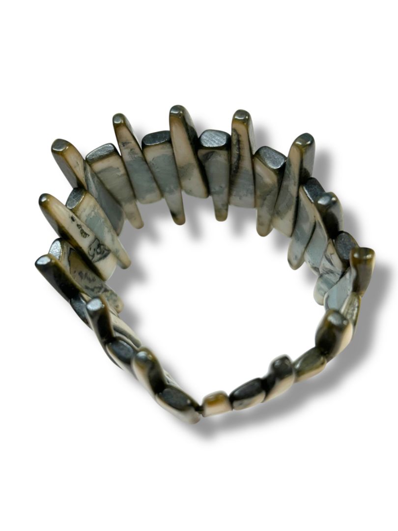 Lot of 2 Stretch Bracelets Boho Style Wooden Circle Spikey Shell