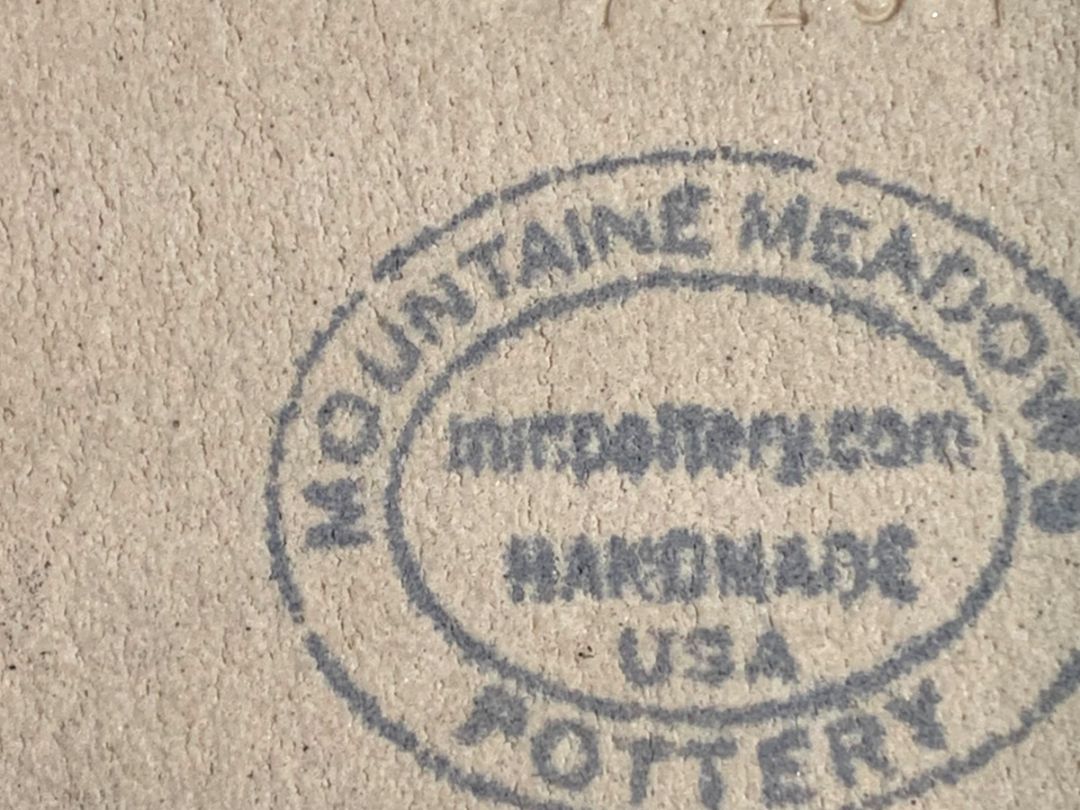 Mountaine Meadows Pottery Vermont "Sister in Law By Chance Friends by Choice" 6"