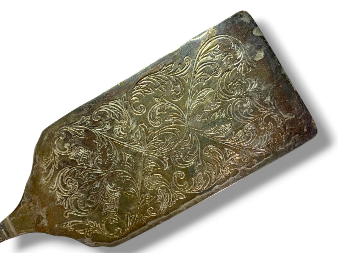 Vintage Silverplate Server Lasagna Cake Casserole Ornate Serrated Edges 12"