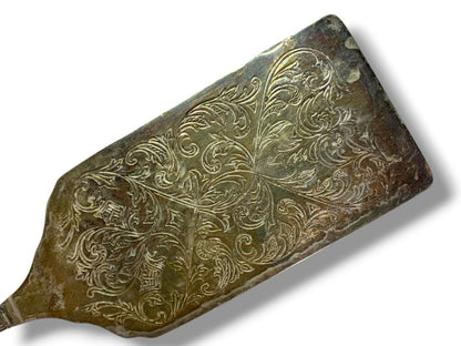 Vintage Silverplate Server Lasagna Cake Casserole Ornate Serrated Edges 12"