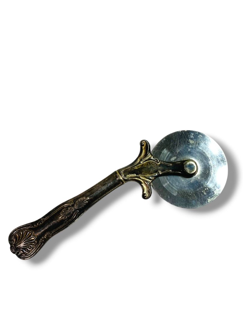 Vintage F.B. Rogers Silverplate Pastry Dough Pizza Cutter 7.5"l