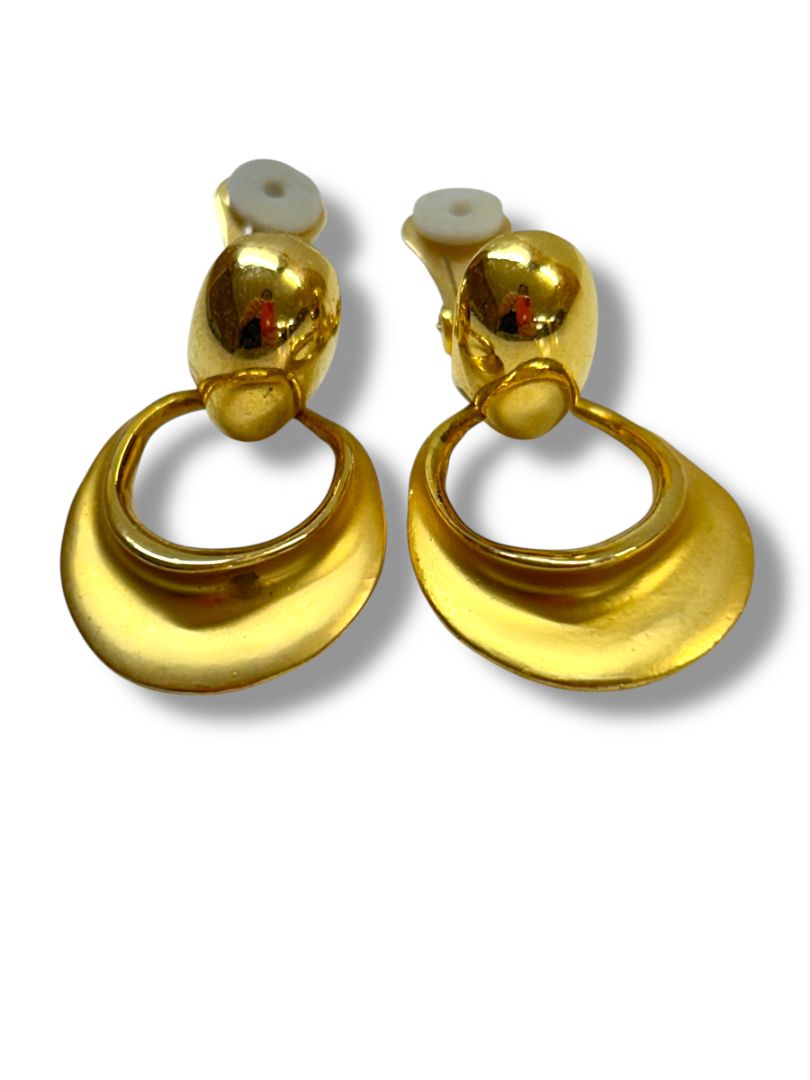 Vintage Clip on Earrings Non-Pierced Goldtone Satin 1.75" Drop