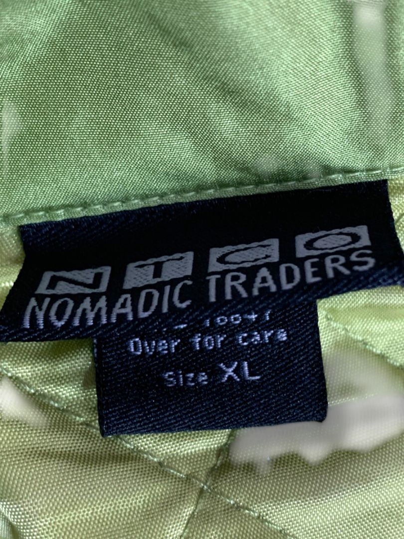 XL Nomadic Traders Womens Green Silk Quilted Full Zip Jacket