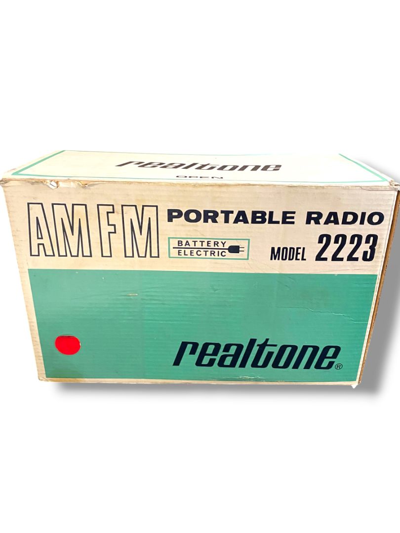 Vintage Box Only Realtone AM FM Portable Radio Model 2223