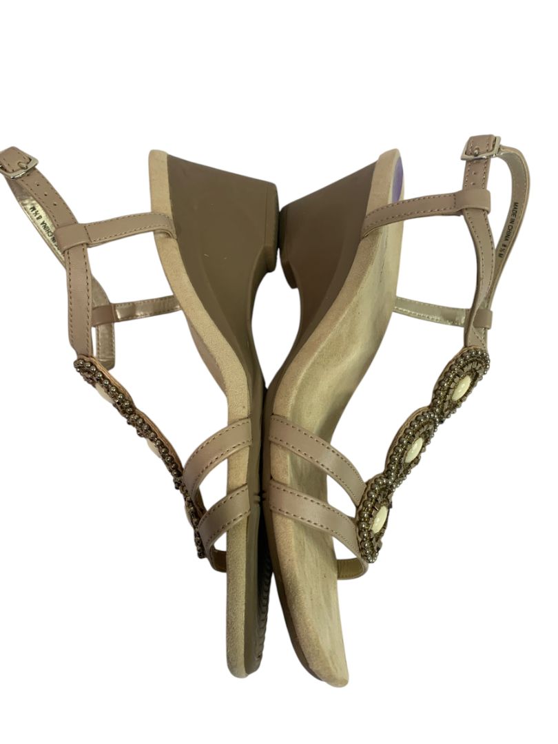 Size 8.5 Bandolino Womens Embellished Wedge Heel Sandals