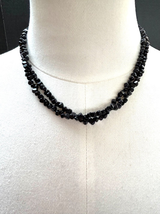 Black Stone Overhead Strand String Necklace 35 Inch No Clasp