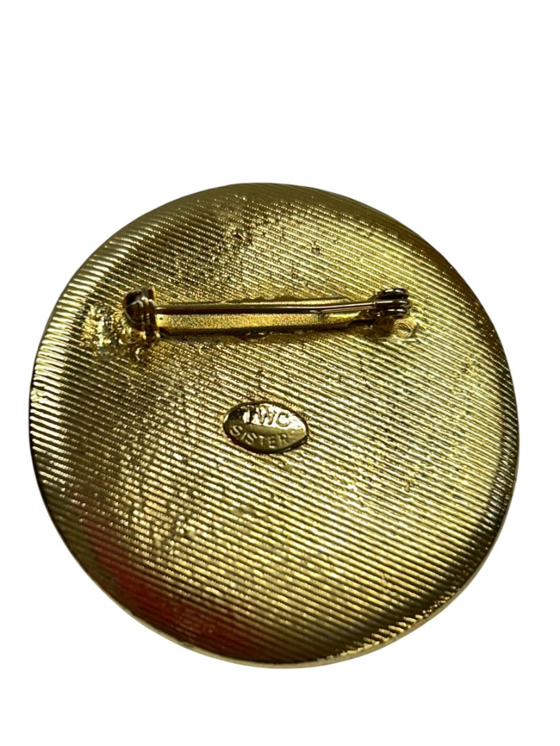 Signed Two Sisters Goldtone Brooch Pin Faux Pearls 1.8" Diameter