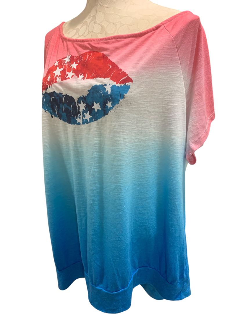 Size 3X Torrid Womens Plus Size Patriotic Lips USA Tshirt Short Sleeve