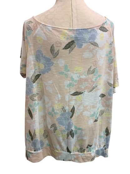 Size 3X Torrid Womens Plus Size Lightweight Tshirt Floral Scoop Neck