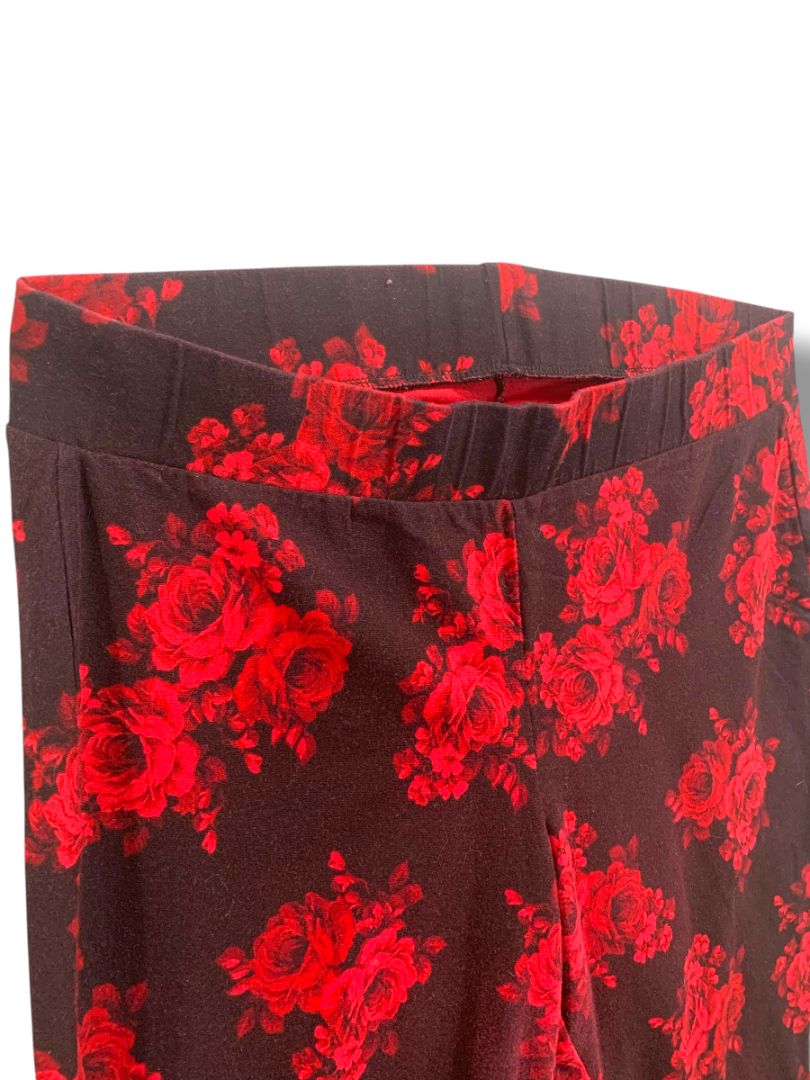 Size 3X Torrid Rose Print Womens Leggings Black Red Soft Knit