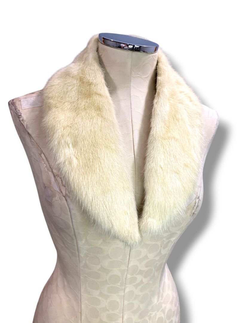 Vintage Blonde Mink Fur Collar Scarf Stole 31" Bridal Satin Back