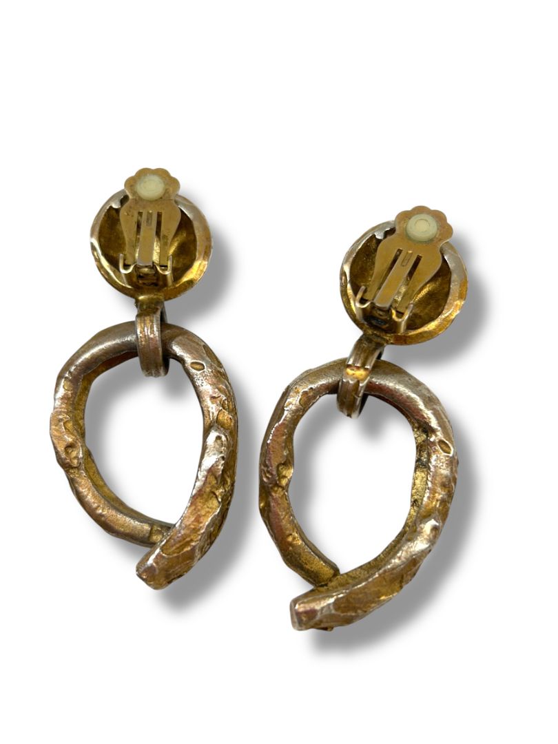 2 Pair Clip On Earrings Non-Pierced Vintage Goldtone Drop Dangle
