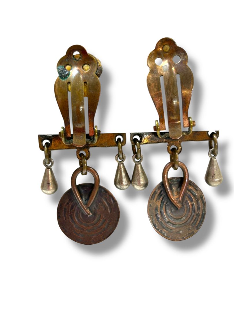 2 Pair Clip On Earrings Non-Pierced Vintage Goldtone Drop Dangle