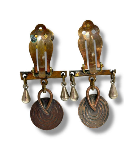 2 Pair Clip On Earrings Non-Pierced Vintage Goldtone Drop Dangle