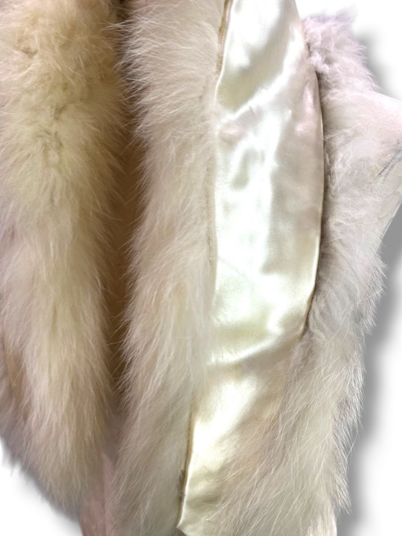 Vintage White Fox Fur Collar Scarf Stole 38" Bridal Satin Back