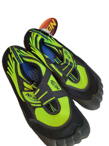 Large Youth (2/3) Nerf Toed Shoes Black Neon Green Water Beach Shoes New