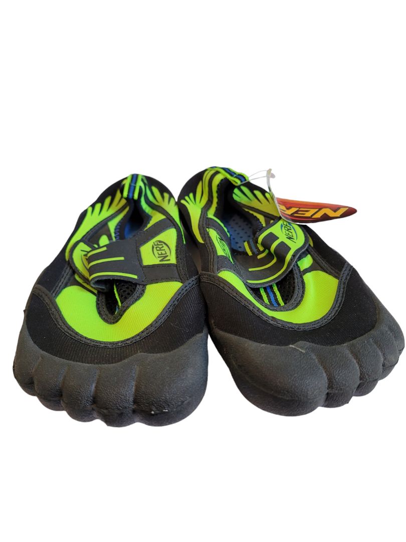 Large Youth (2/3) Nerf Toed Shoes Black Neon Green Water Beach Shoes New