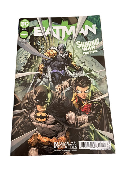 Batman #123 DC Shadow War Part 5 Batman VS Deathstroke Comic