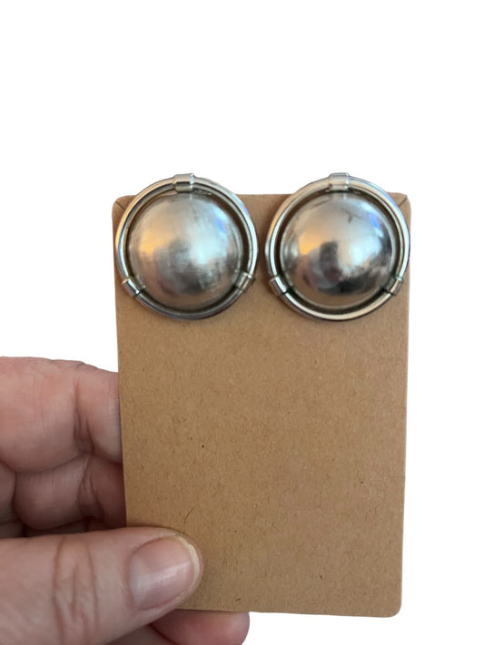 Coro Silver Tone Round Dome Textured Clip On Earrings 1 1/8" Diameter