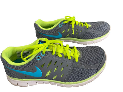 9 Nike Athletic Trainers Run Flex 2013 Women's Gray Neon Running Shoes Sneakers