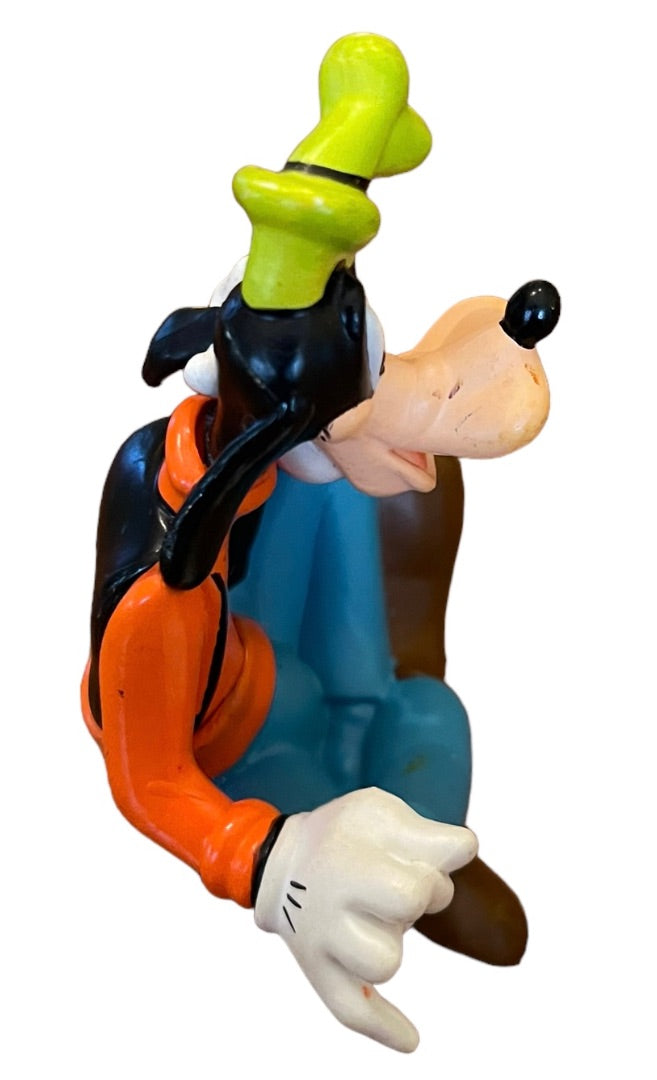 Disney Goofy 3.5" Sitting Vinyl Figurine Figure Cross Legged