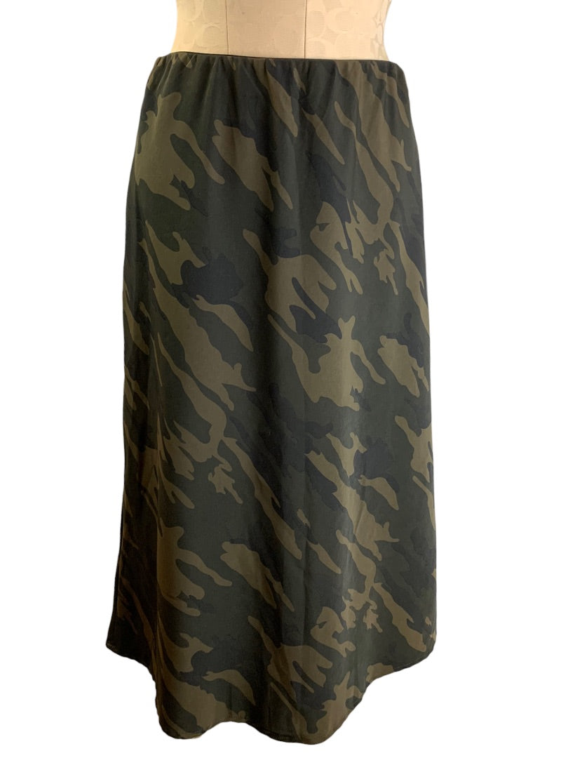 Medium Sanctuary Women's Green Camo Pull On Midi Skirt A-Line