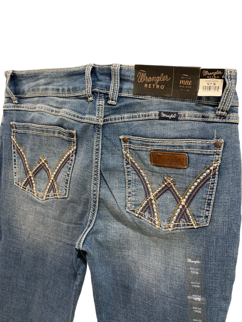 Size 13 Wranger Retro Junior Women's New Jeans Mae Mid Rise Denim 13 x 36