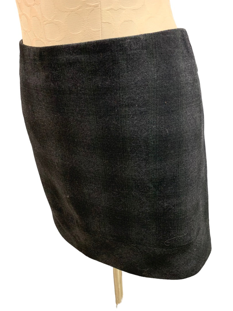 Size 8 Willi Smith Dark Wool Blend Plaid Pencil Mini Skirt Lined