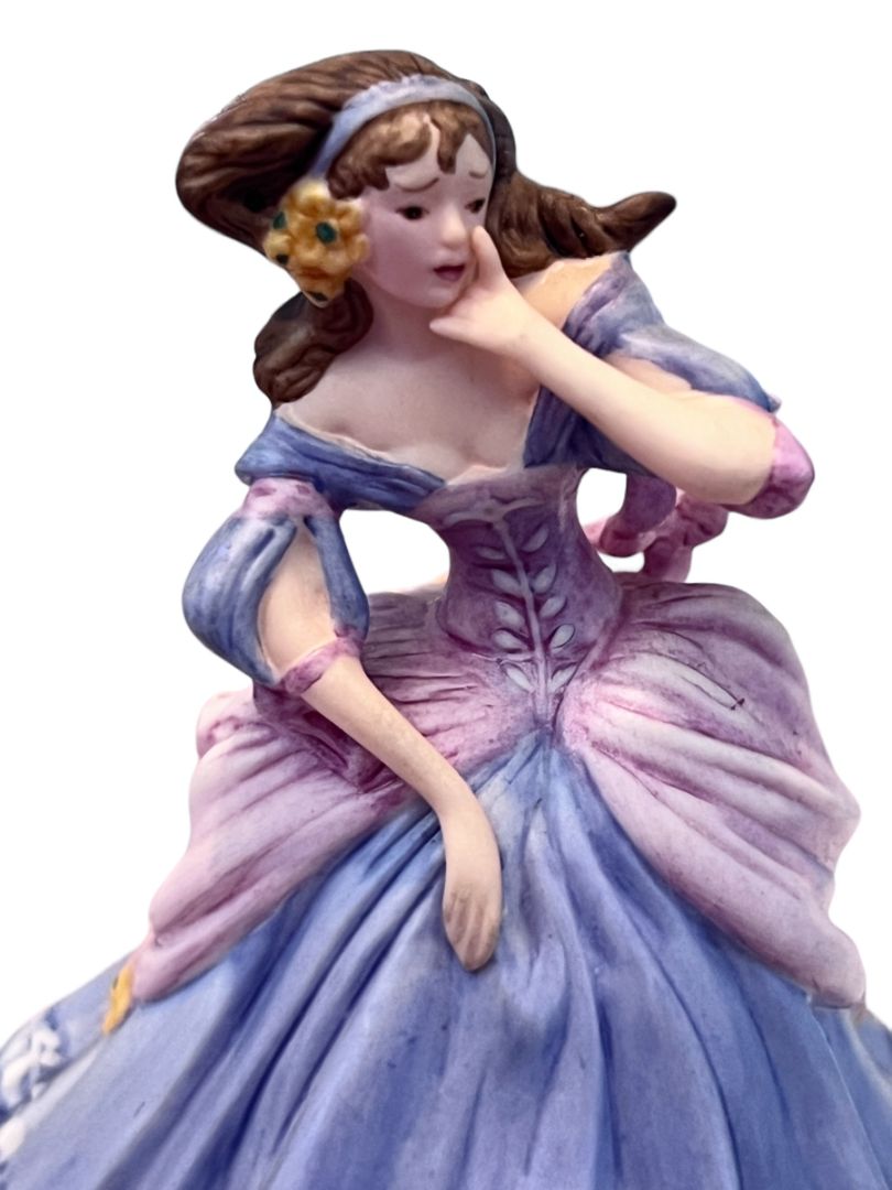 1984 CINDERELLA Bell By TRINA HYMAN The Franklin Porcelain Studios Disney