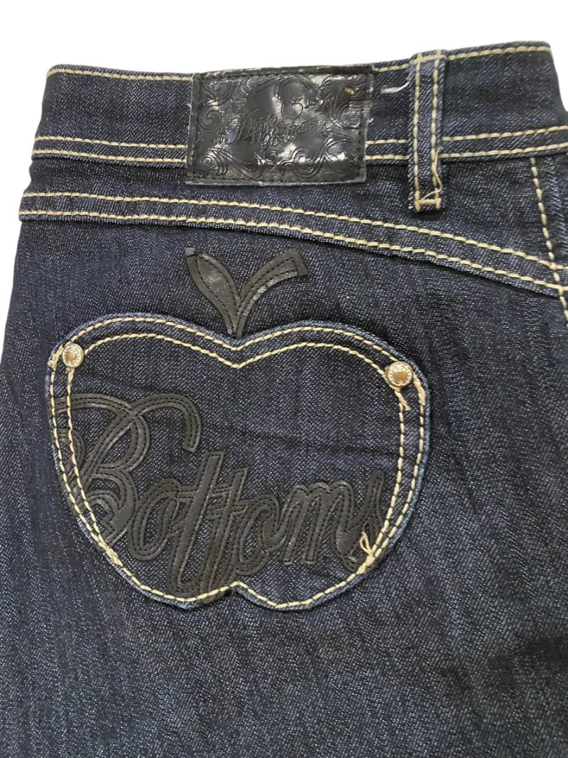 9/10 Apple Bottom Jeans Dark Wash Distressed Straight Leg