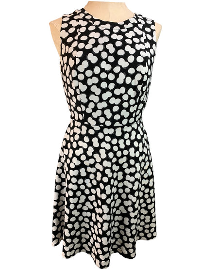 10 AB Studio Black White Dot Sleeveless A-Line Dress Lined Bodice