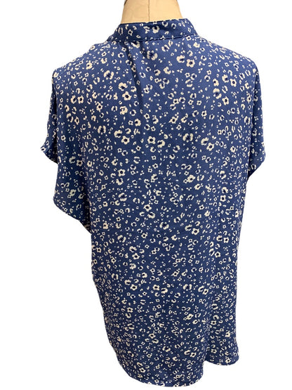 Large W5 Women's Short Dolman Sleeve Pullover Blue Floral Blouse