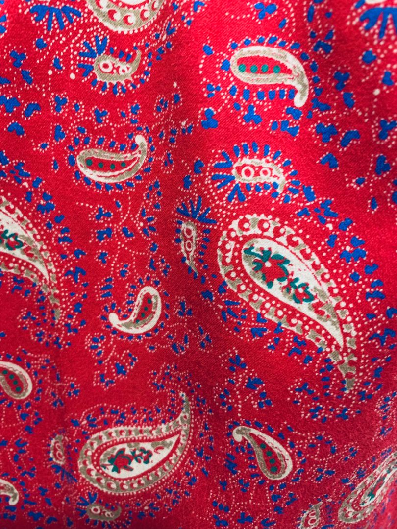 Size 8 Lauren Jeans Co. Women's Red Paisley Print Capri Pants Stretch Cotton