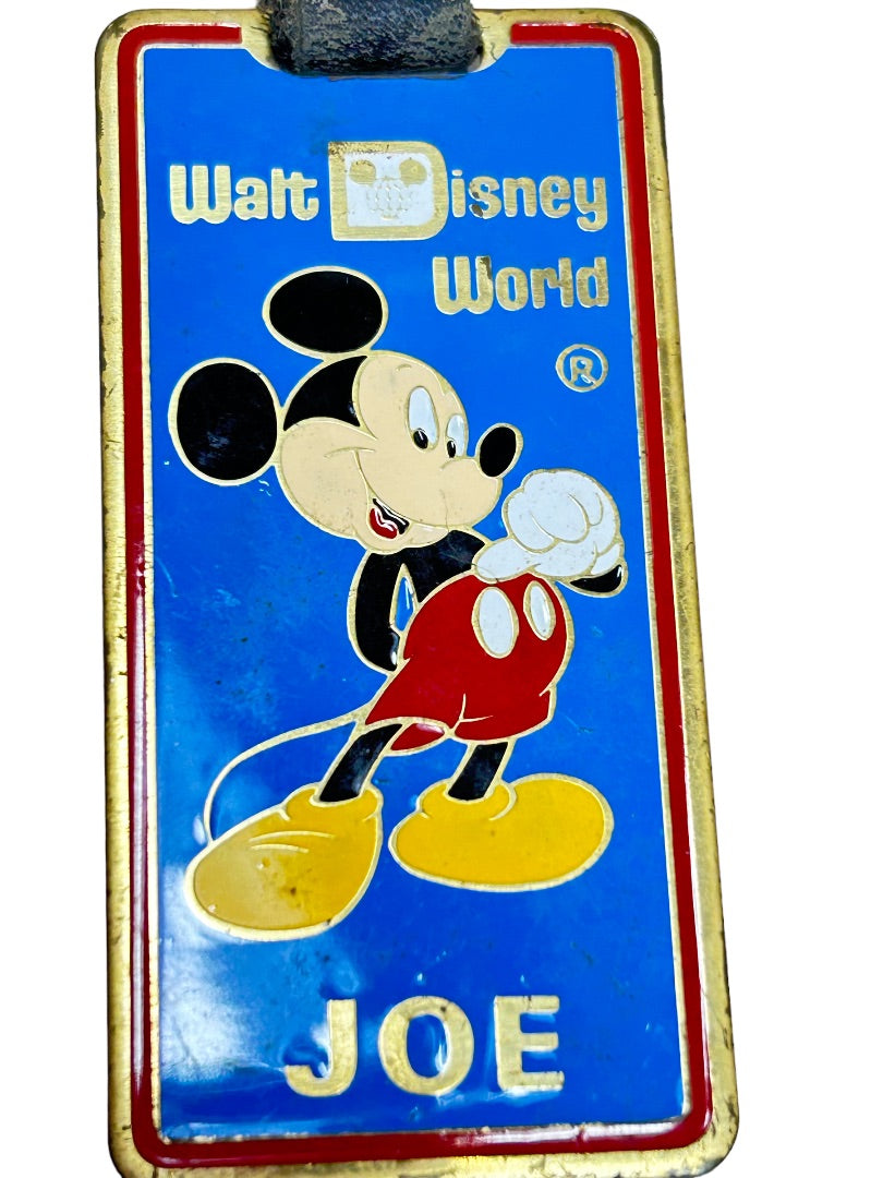 Vintage Walt Disney Workd Keychain Key Ring "Joe" Mickey Mouse Clip Closure