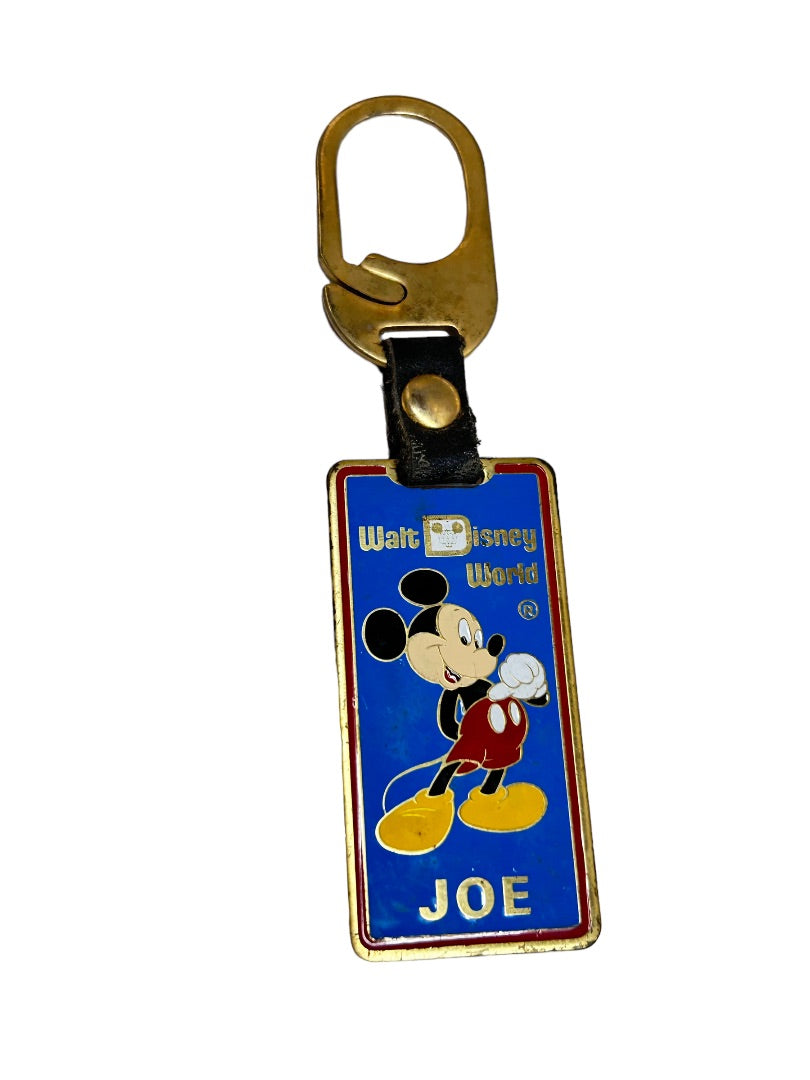 Vintage Walt Disney Workd Keychain Key Ring "Joe" Mickey Mouse Clip Closure