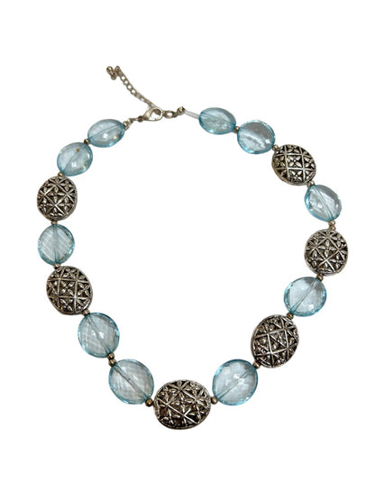 Blue and Silvertone 18" Necklace Faceted Floral Design Lobster Clasp