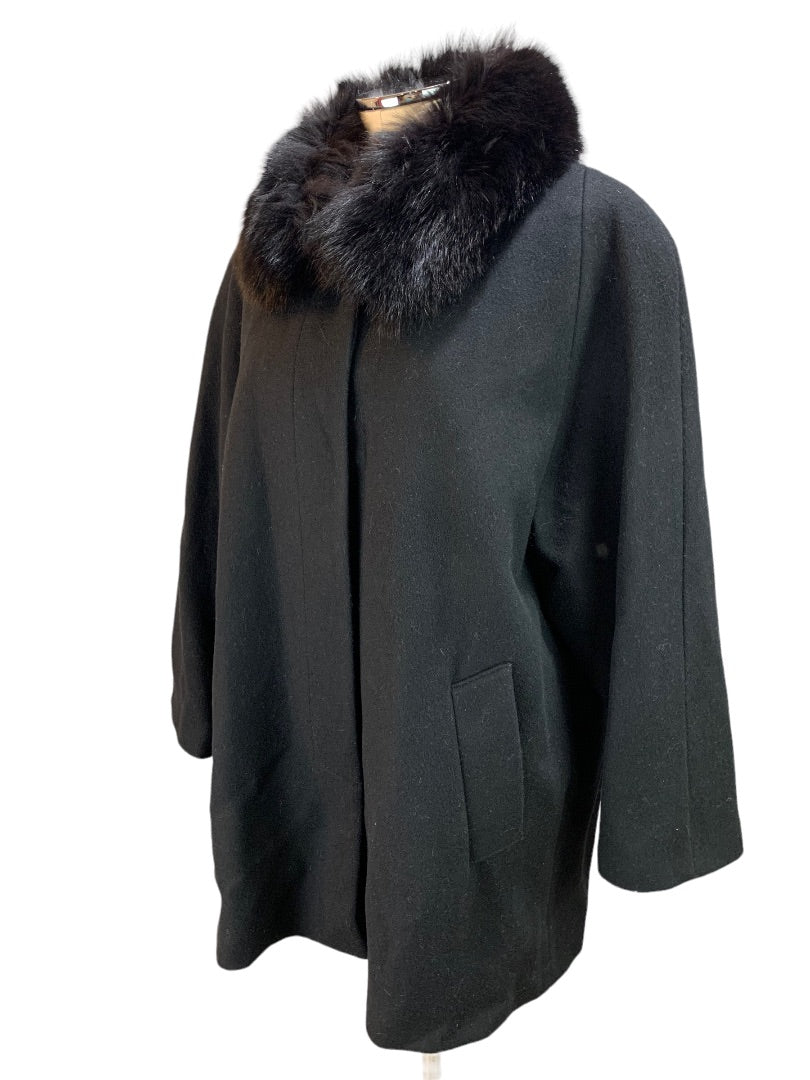 12 Forecaster of Boston Women's Vintage 1980s Black Wool Coat Fox Fur Collar