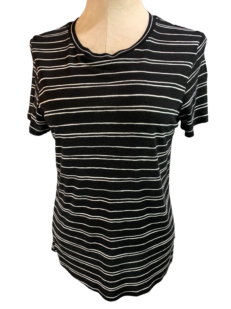 Small WhoWhatWear Black White Stripe Women's Tshirt Short Sleeve Linen Blend