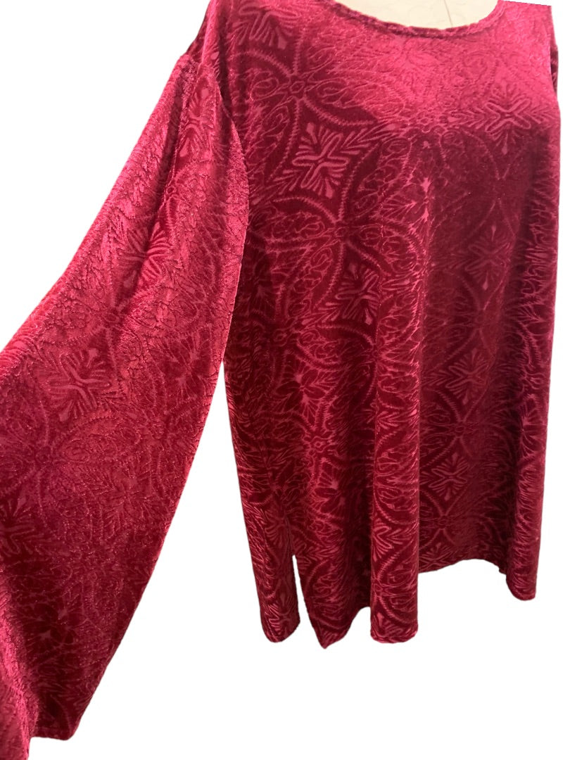 18/20W Cato Woman Textured Velour Raspberry Red Blouse Bell Flared Sleeve Stretch